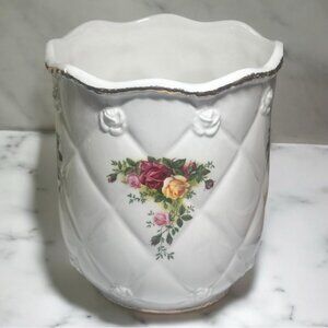 Royal Albert Old English Roses Rosebud Ceramic Planter (H6.5”) (EUC)